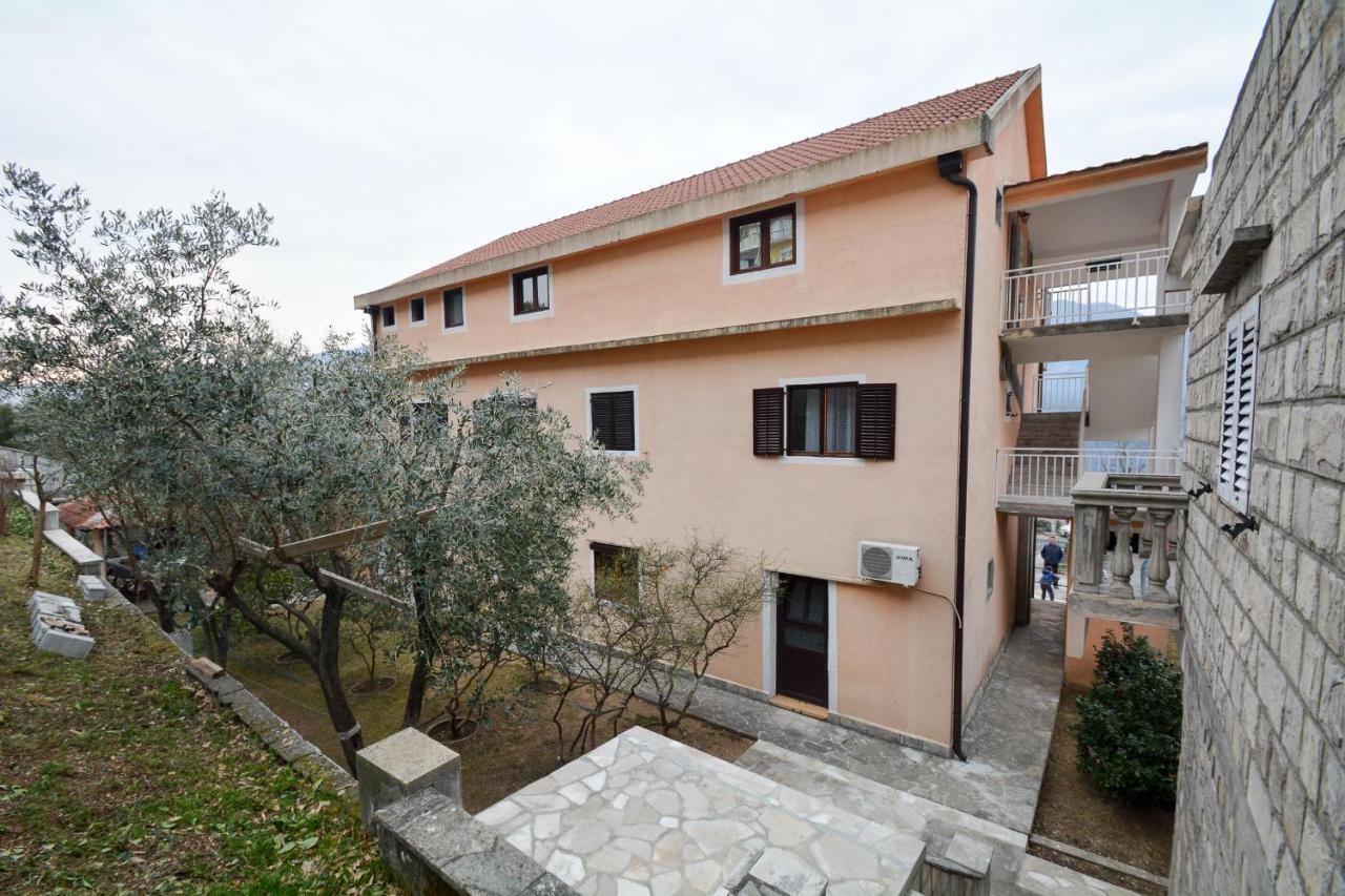 Apartament Modern Seaside Escape - Stunning Sea View - Private & Stylish Kotor Zewnętrze zdjęcie