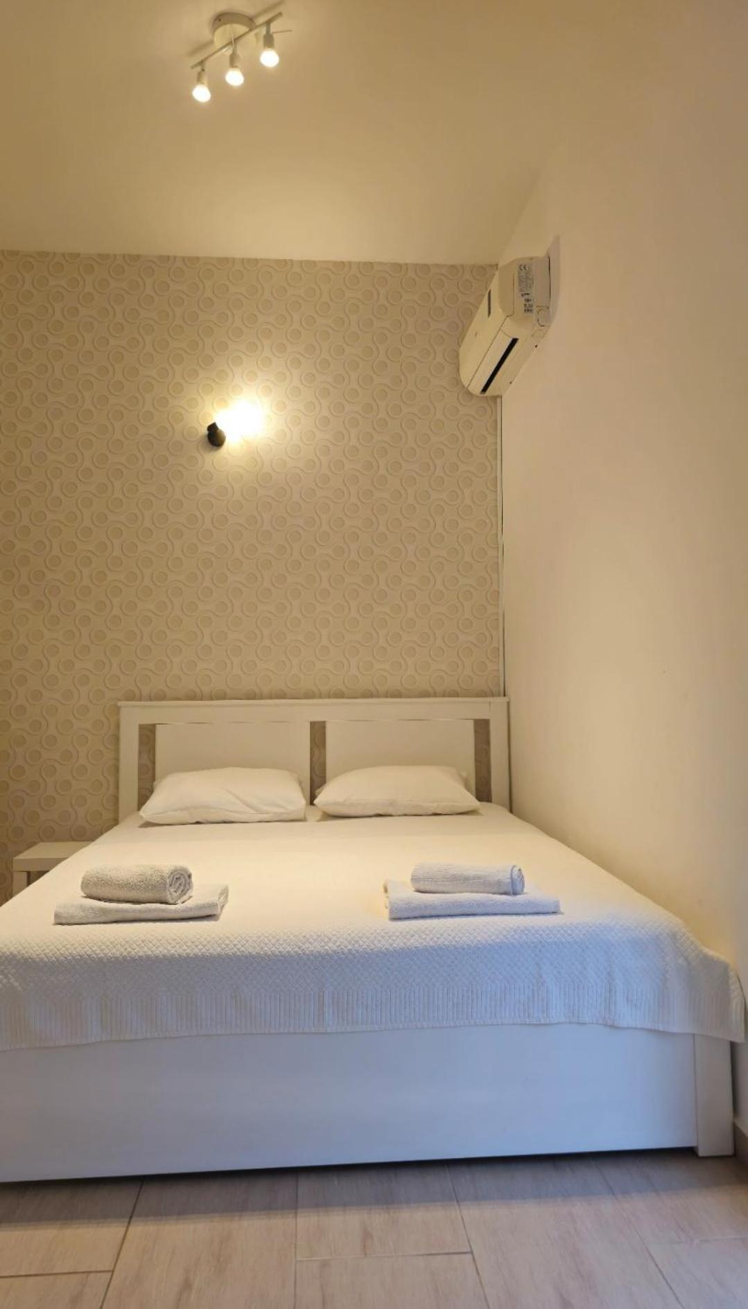 Apartament Modern Seaside Escape - Stunning Sea View - Private & Stylish Kotor Zewnętrze zdjęcie