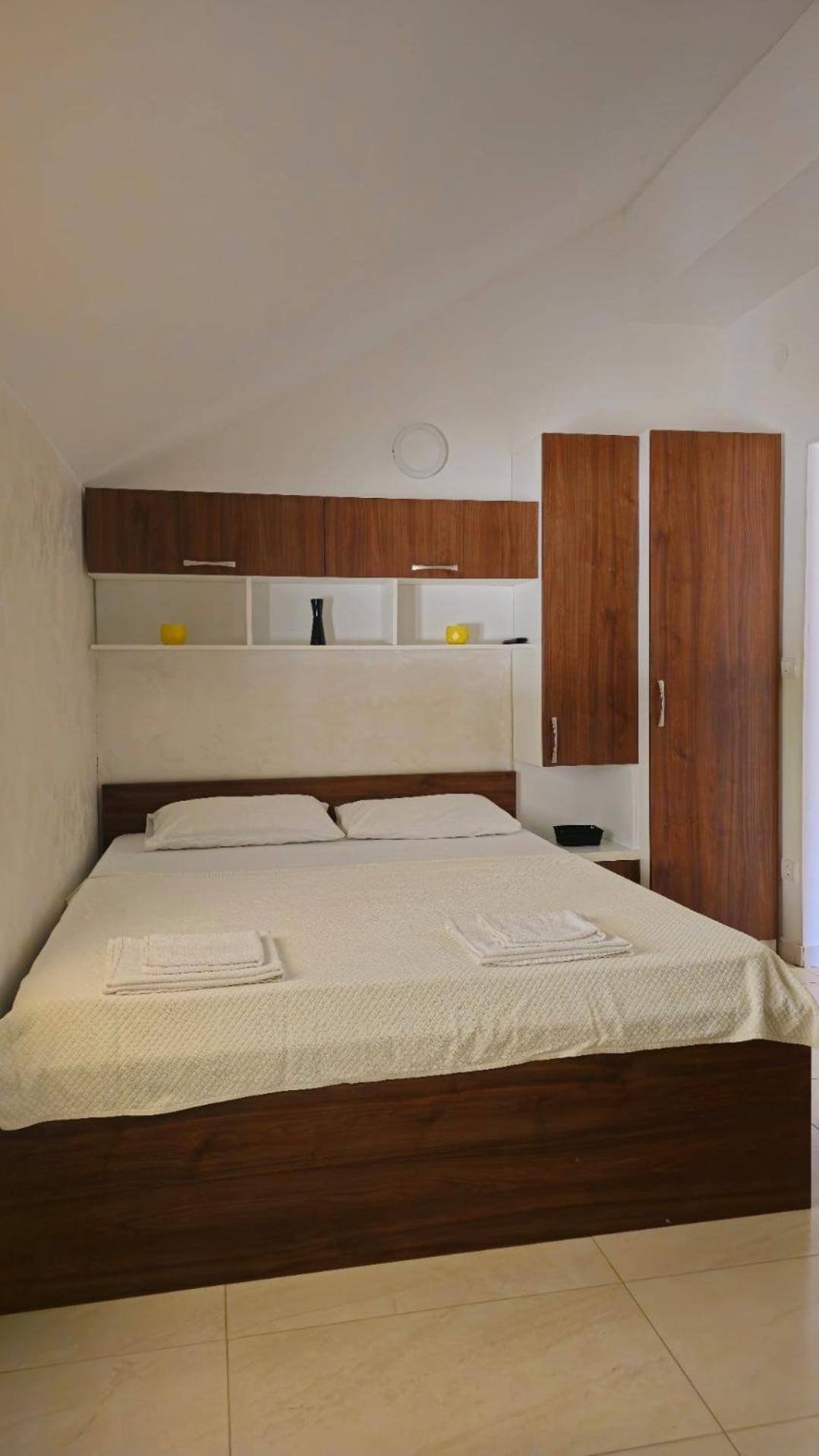 Apartament Modern Seaside Escape - Stunning Sea View - Private & Stylish Kotor Zewnętrze zdjęcie