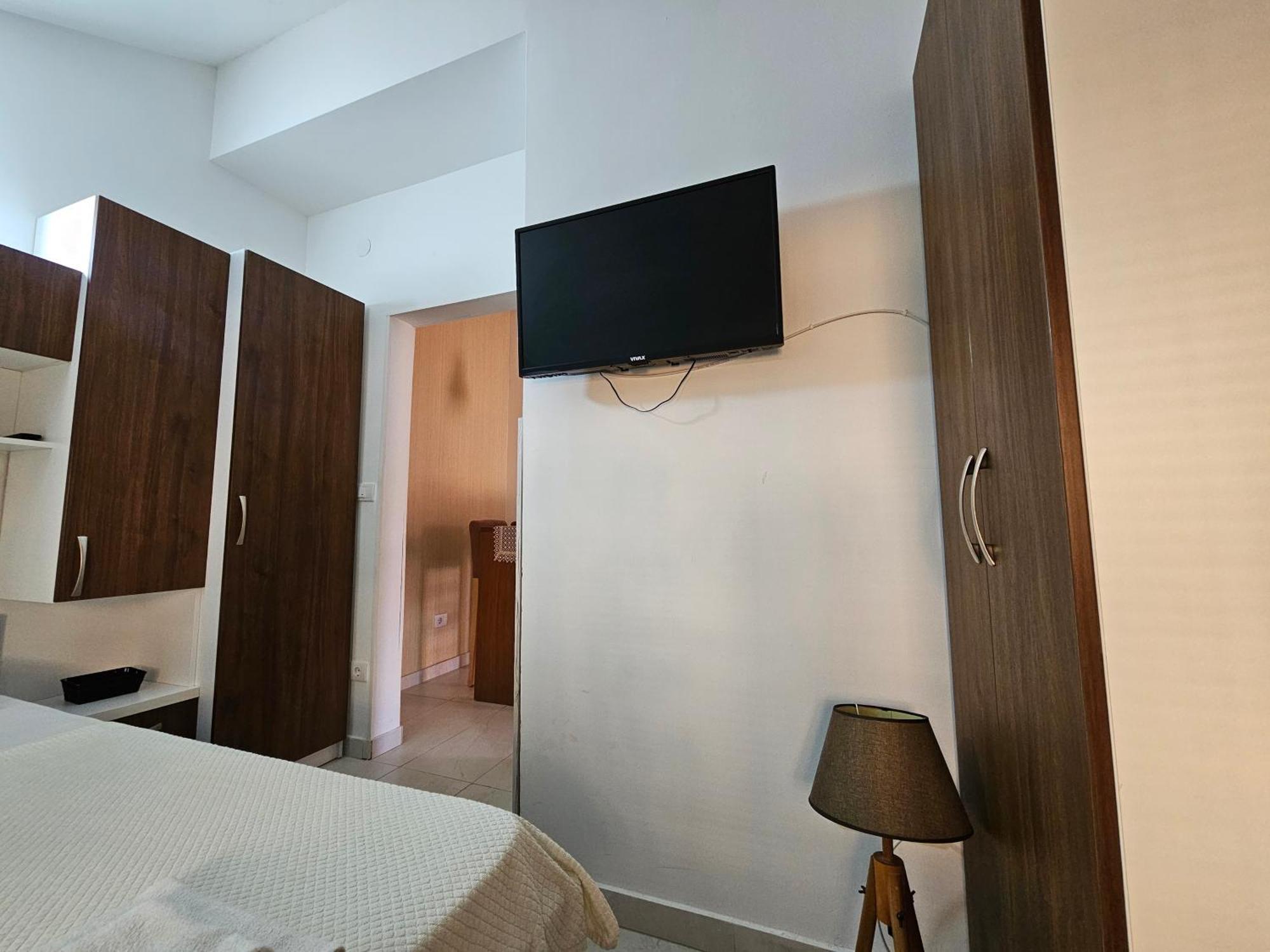 Apartament Modern Seaside Escape - Stunning Sea View - Private & Stylish Kotor Zewnętrze zdjęcie