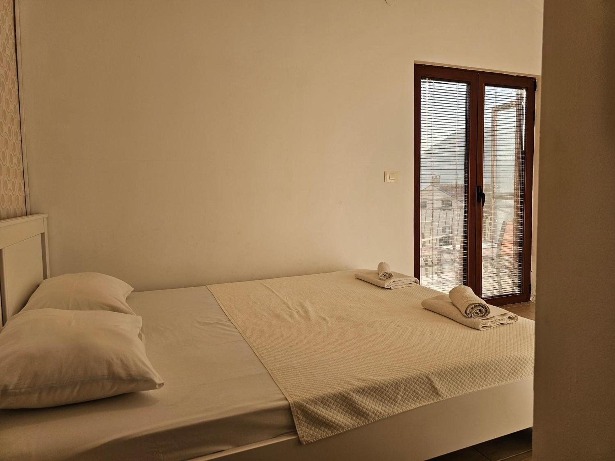 Apartament Modern Seaside Escape - Stunning Sea View - Private & Stylish Kotor Zewnętrze zdjęcie